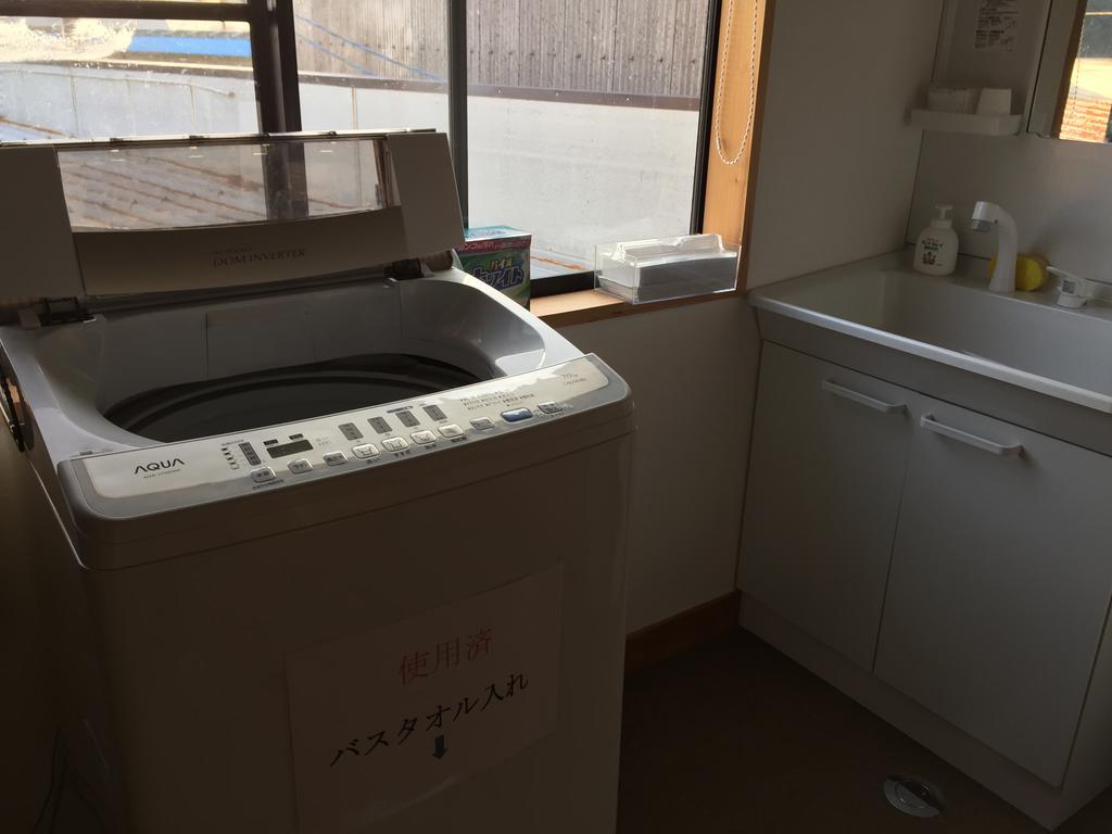 Simple Sleep 個室カプセル Hotell Hitoyoshi Exteriör bild