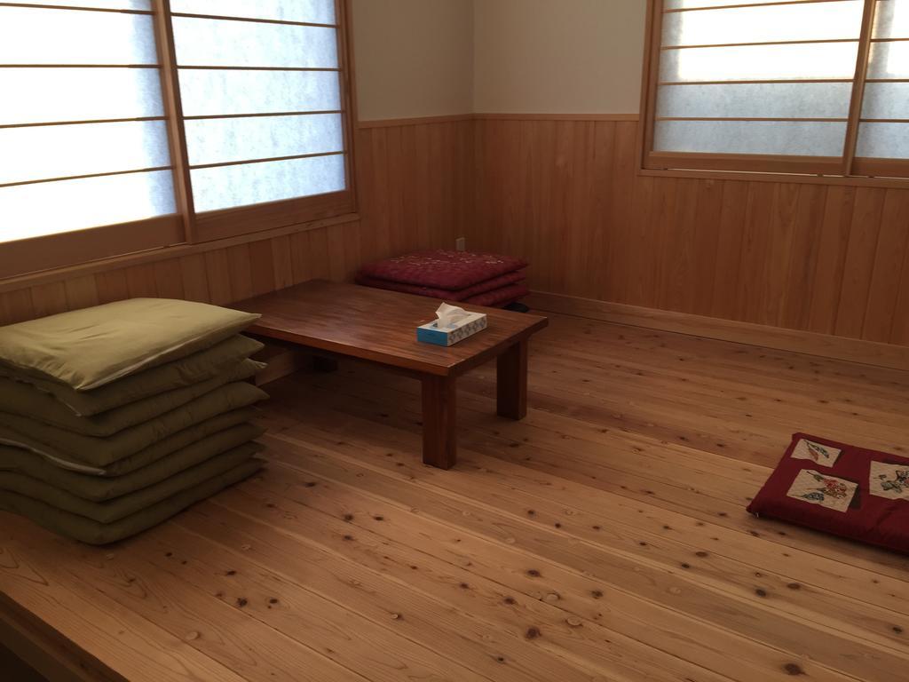 Simple Sleep 個室カプセル Hotell Hitoyoshi Exteriör bild